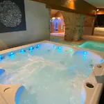 Maison d'hôtes Les Caselles, Et D'hôtes 4*