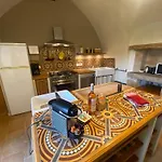 Les Caselles, Et D'hôtes