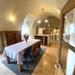 Maison d'hôtes Les Caselles, Et D'hôtes