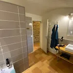 Les Caselles, Et D'hôtes