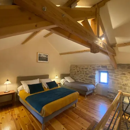 Les Caselles, Et D'hotes 4* Saint-Beauzely