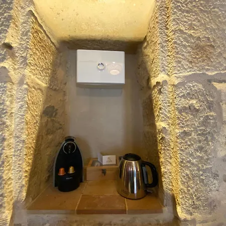 Les Caselles, Et Guest house
