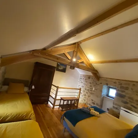 Les Caselles - Gite, Table Et D'hotes