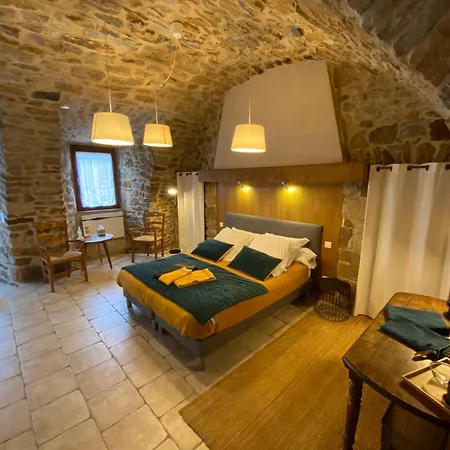 Les Caselles, Et D'hotes Pensión