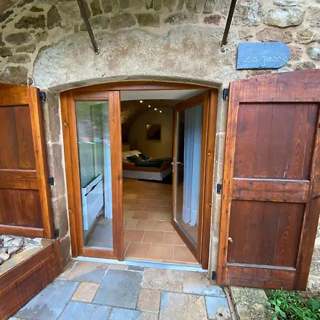 Pensión Les Caselles, Et D'hotes Saint-Beauzely