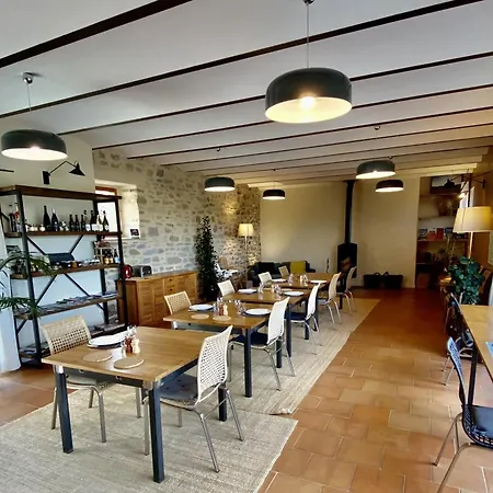 Pensión Les Caselles, Et D'hotes Saint-Beauzely