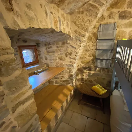 Affittacamere Les Caselles - Gite, Table Et D'hotes Saint-Beauzely