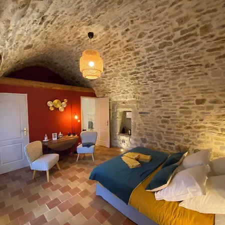 Les Caselles - Gite, Table Et D'hotes Affittacamere 4*