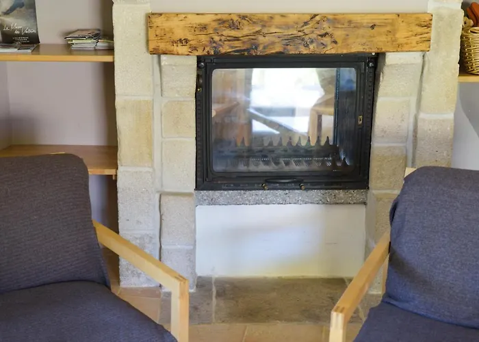 Les Caselles - Gite, Table Et Chambres D'Hotes Saint-Beauzely